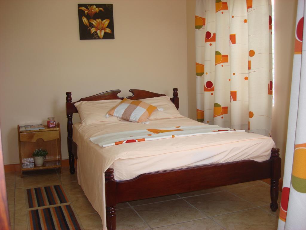 Bayside Villa St. Lucia Castries Room photo